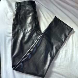 Abercrombie & Fitch Women's Curve Love High Rise 90s Relaxed Vegan Leather Pant